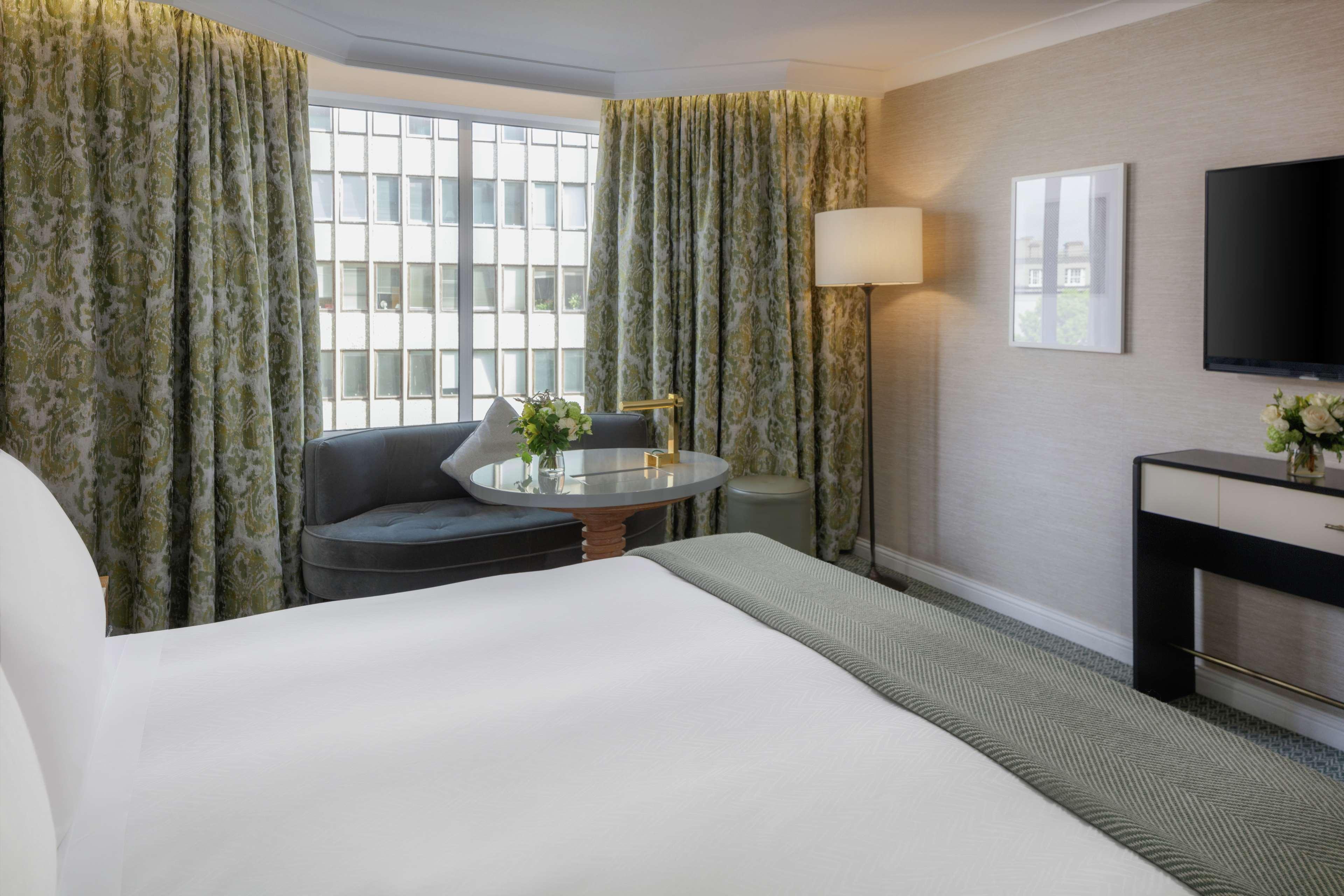 Conrad Dublin Hotel Exterior foto